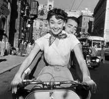 Rzymskie wakacje - legendarna stylizacja Audrey Hepburn, która nigdy nie wychodzi z mody!