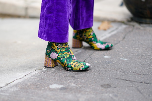 Moda na sztruks powraca! Zobacz, jak noszą go stylistki, dziennikarki modowe i gwiazdy Instagrama!