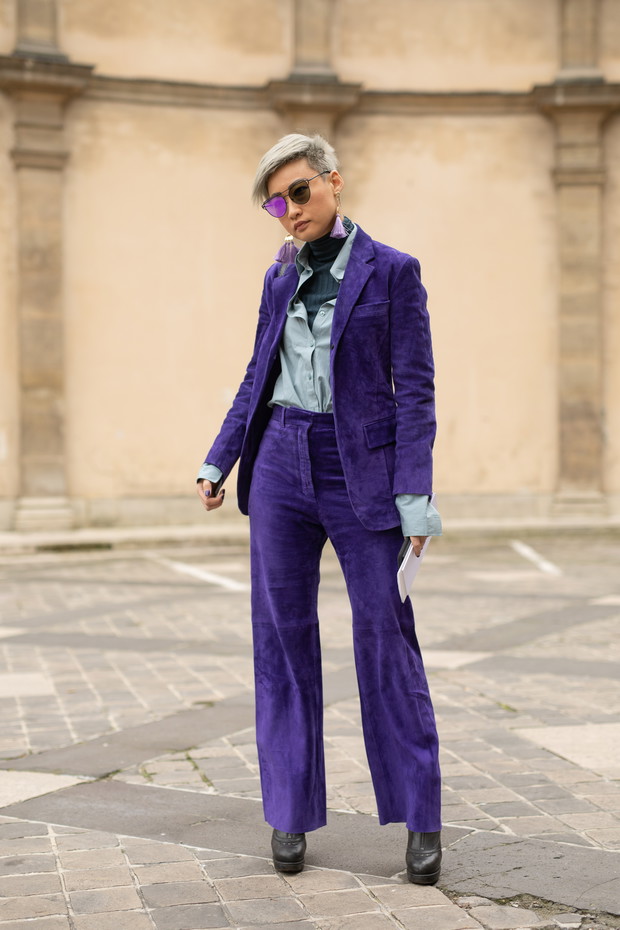 Moda na sztruks powraca! Zobacz, jak noszą go stylistki, dziennikarki modowe i gwiazdy Instagrama!