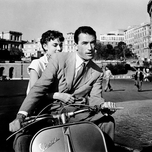 Rzymskie wakacje - legendarna stylizacja Audrey Hepburn, która nigdy nie wychodzi z mody!