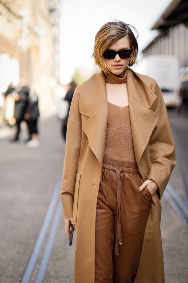 Wełna na płaszcz, marynarkę czy spodnie - szlachetna i naturalna tkanina, która nigdy nie wychodzi z mody