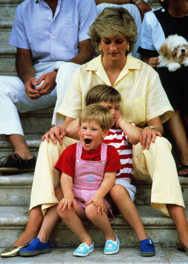 Księżna Diana w kombinezonie podczas wizyty we Francji - 1987