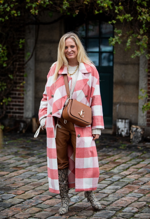 Ubrania w modną kratkę vichy - jak je noszą stylistki i gwiazdy Instagrama?