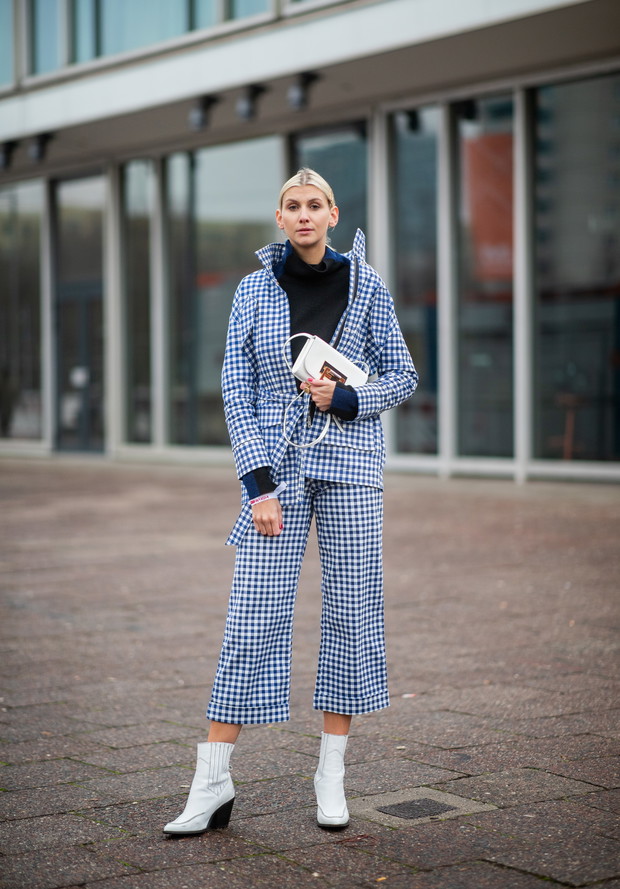 Ubrania w modną kratkę vichy - jak je noszą stylistki i gwiazdy Instagrama?