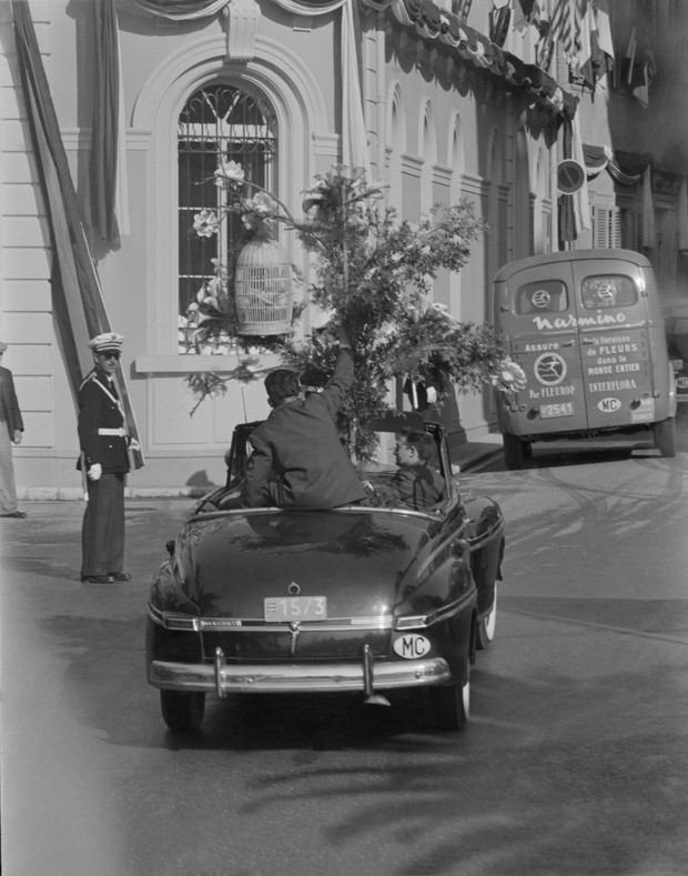 Suknia ślubna Grace Kelly - największe modowe wydarzenie XX wieku!