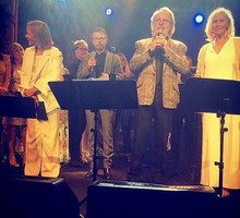Abba zespół wystąpił na scenie pierwszy raz od 34 lat! Zobacz, jak teraz wyglądają