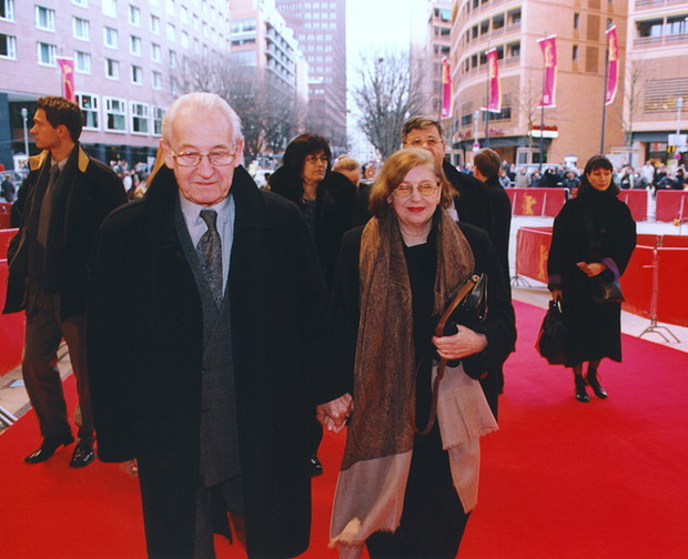 Andrzej Wajda i jego kobiety: cztery żony i ukochana córka Karolina. Jak wyglądało życie miłosne i rodzinne reżysera?