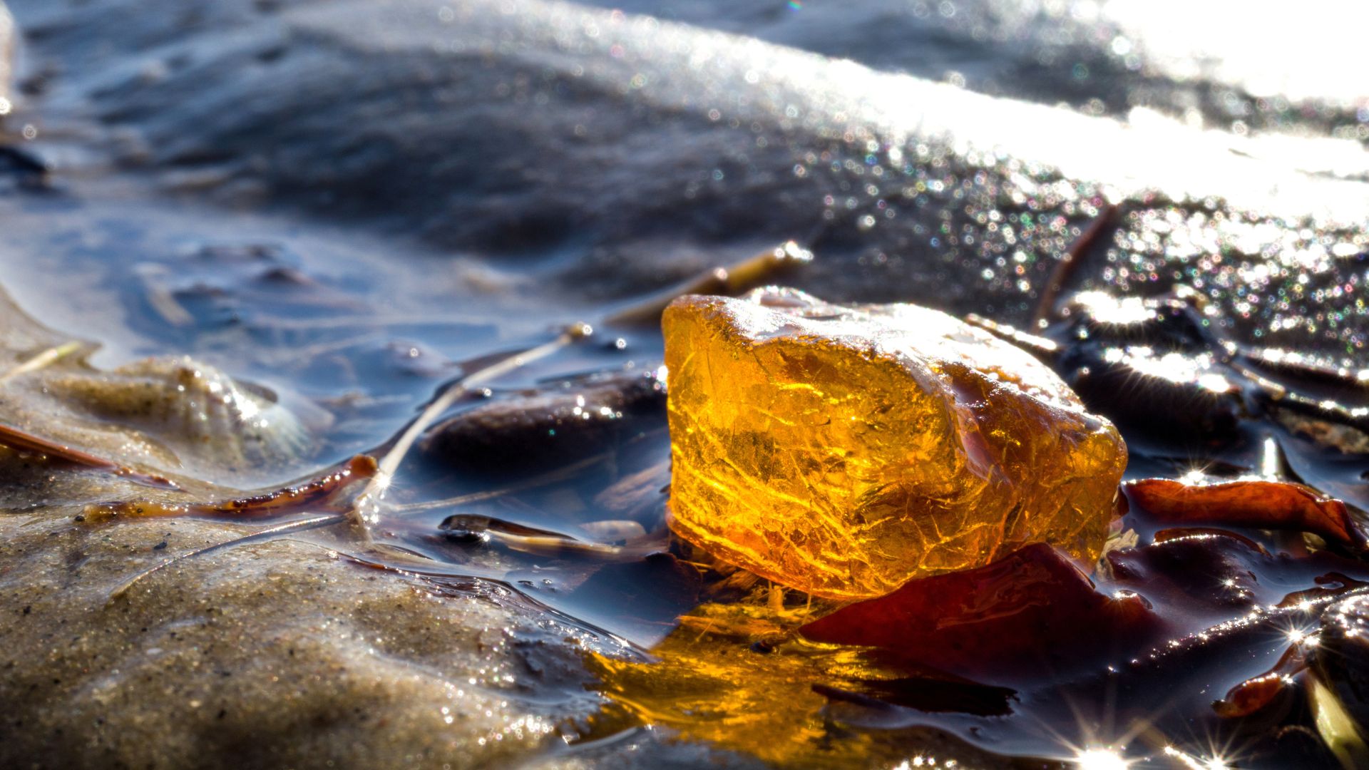 Bursztyn właściwości