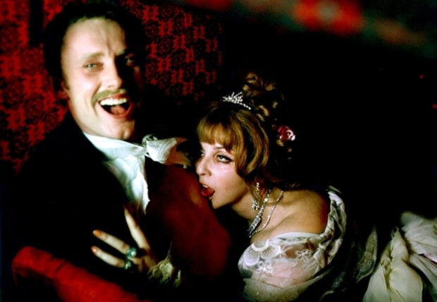 KALINA JĘDRUSIK Każdy by jej uległ