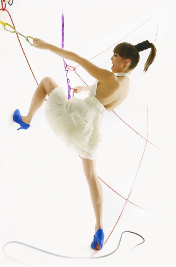 NATALIA KUKULSKA I VIOLA ŚPIECHOWICZ Przyjaciółki na tratwie