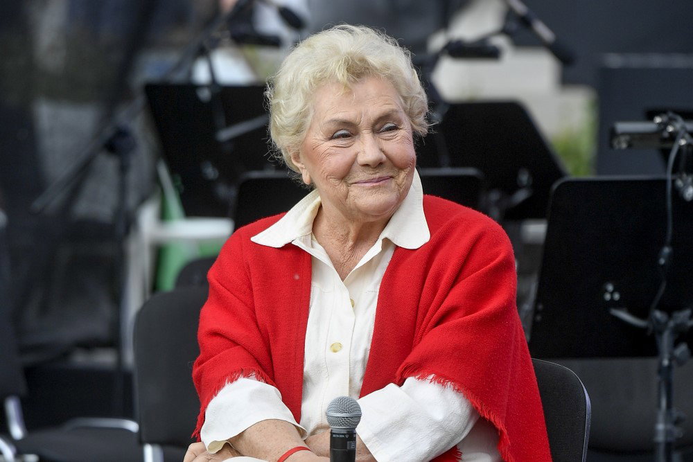 Teresa Lipowska nie żyje? Katarzyna Cichopek dementuje fake newsa