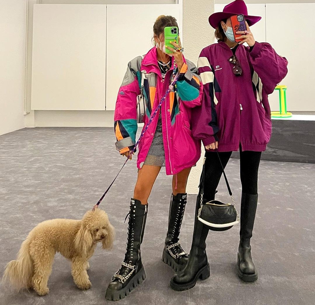 Zakupy w second handzie to dla ciebie czarna magia? Jak kupować ciuchy z drugiej ręki, by nie dać nabić się w butelkę?[OKIEM EKSPERTA]