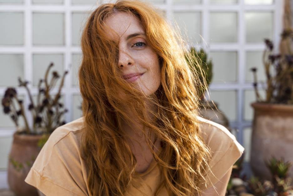 Haircare od podstaw. 6 kosmetyków i akcesoriów do włosów, które powinnaś mieć w swojej łazience