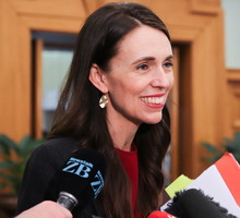 Jacinda Ardern, premier Nowej Zelandii, przełożyła swój ślub przez covidowe obostrzenia: "nie różnię się od innych Nowozelandczyków"