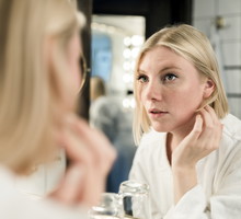 Drogeryjne kosmetyki z kwasem hialuronowym i retinolem, którymi zachwyciły się testerki Kobieta.pl: "Stosunek ceny do jakości jest naprawdę rewelacyjny"