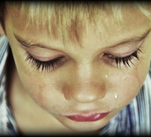 To nagranie, na którym zapłakany ukraiński chłopiec tęskni za ojcem łamie serca. "Zostawiliśmy tatę w Kijowie"