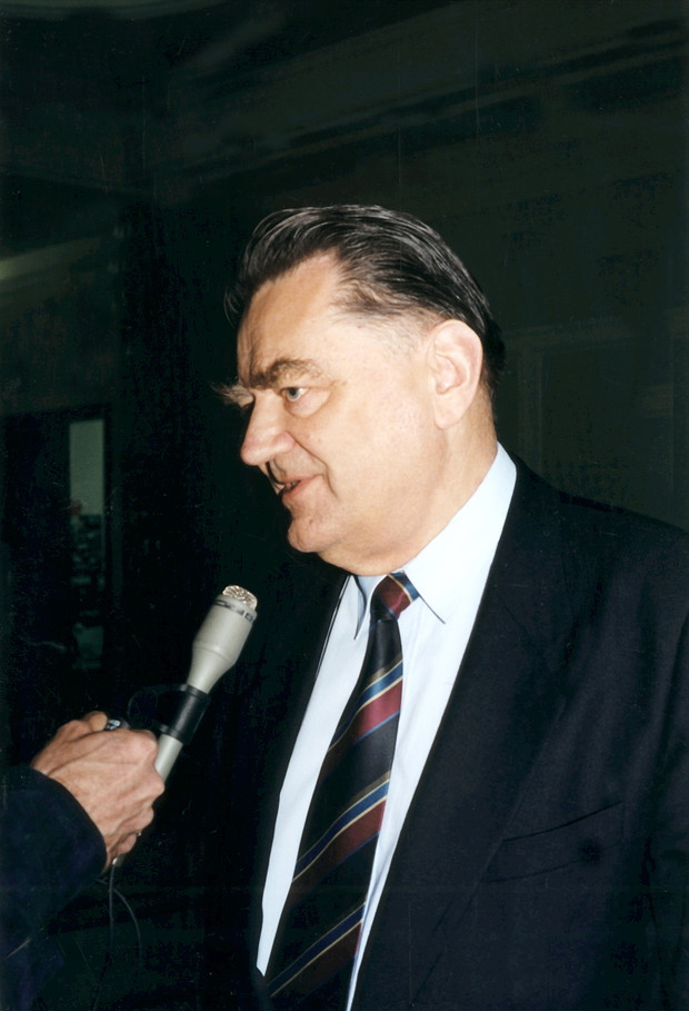 Kim był Jan Olszewski?