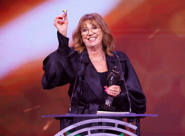 Mama Roberta Lewandowskiego, Iwona Lewandowska z Wiktorem dla syna