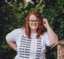 Influencerka obnażyła prawdę, na jakie utrudnienia napotykają osoby plus size w samolotach. Siedzenia to pikuś, musiała "wciskać się" do toalety!