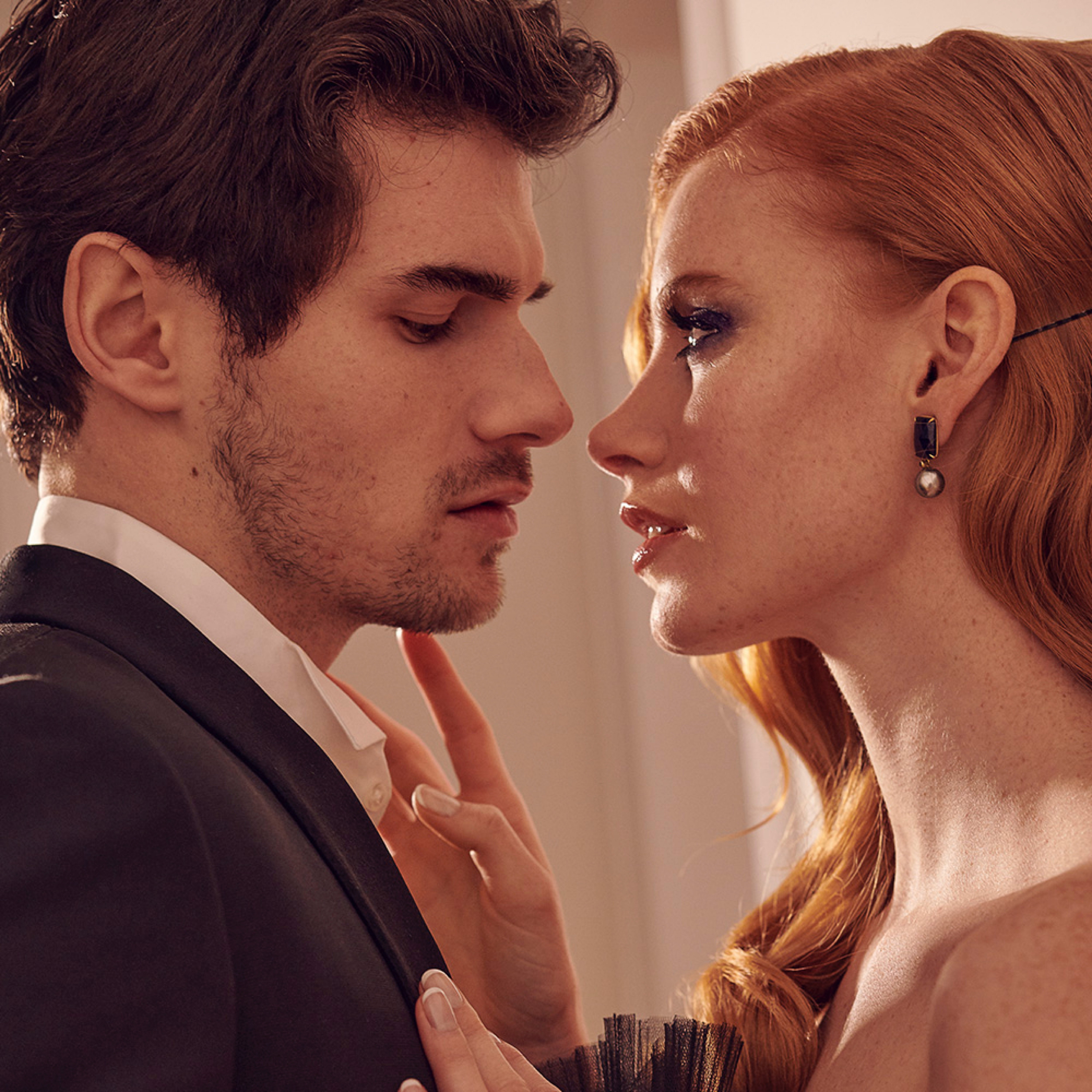 Gra w uwodzenie, czyli nowe perfumy Avon dla niej i dla niego