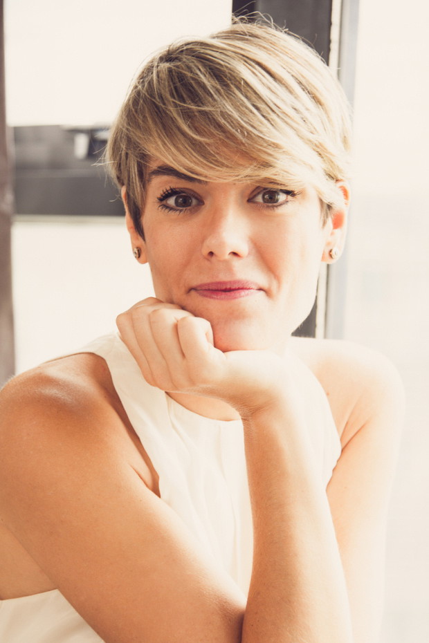 Krótkie włosy blond