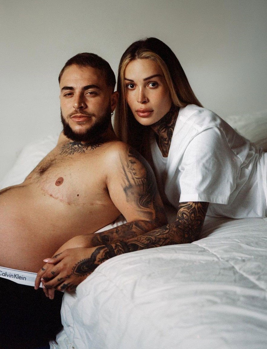 Transpłciowy mężczyzna w reklamie Calvina Kleina