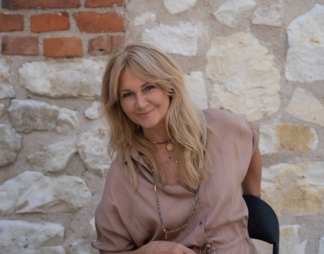 Grażyna Torbicka opublikowała zachwycające zdjęcie na Instagramie! Aż trudno uwierzyć, że gwiazda obchodzi 63. urodziny!