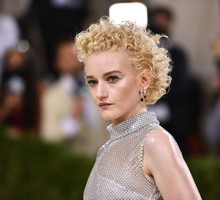 Julia Garner: kim jest aktorka?