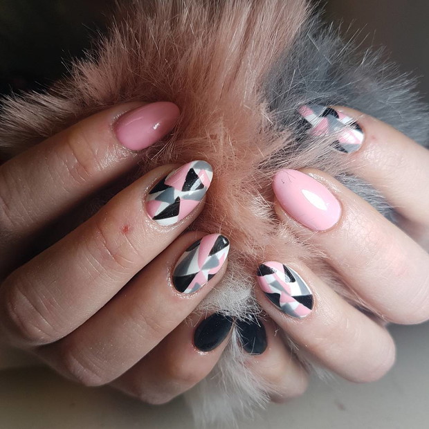 Paznokcie geometryczne