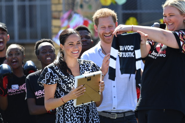 Harry i Meghan podczas królewskiej podróży do Afryki