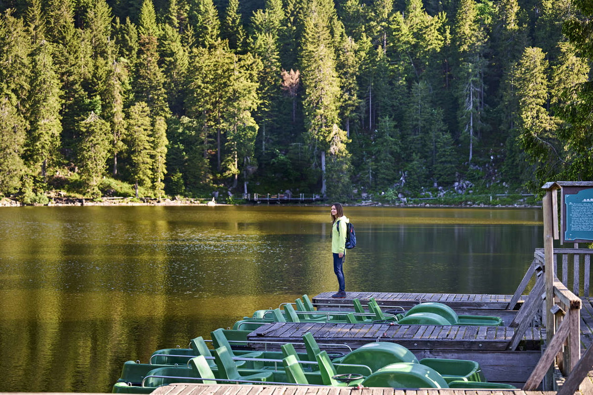 Seebach: Woman on jetty at Mummelsee