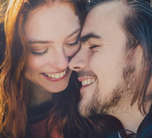 Waga i Bliźnięta w łóżku, przyjaźni i kosmogramie.