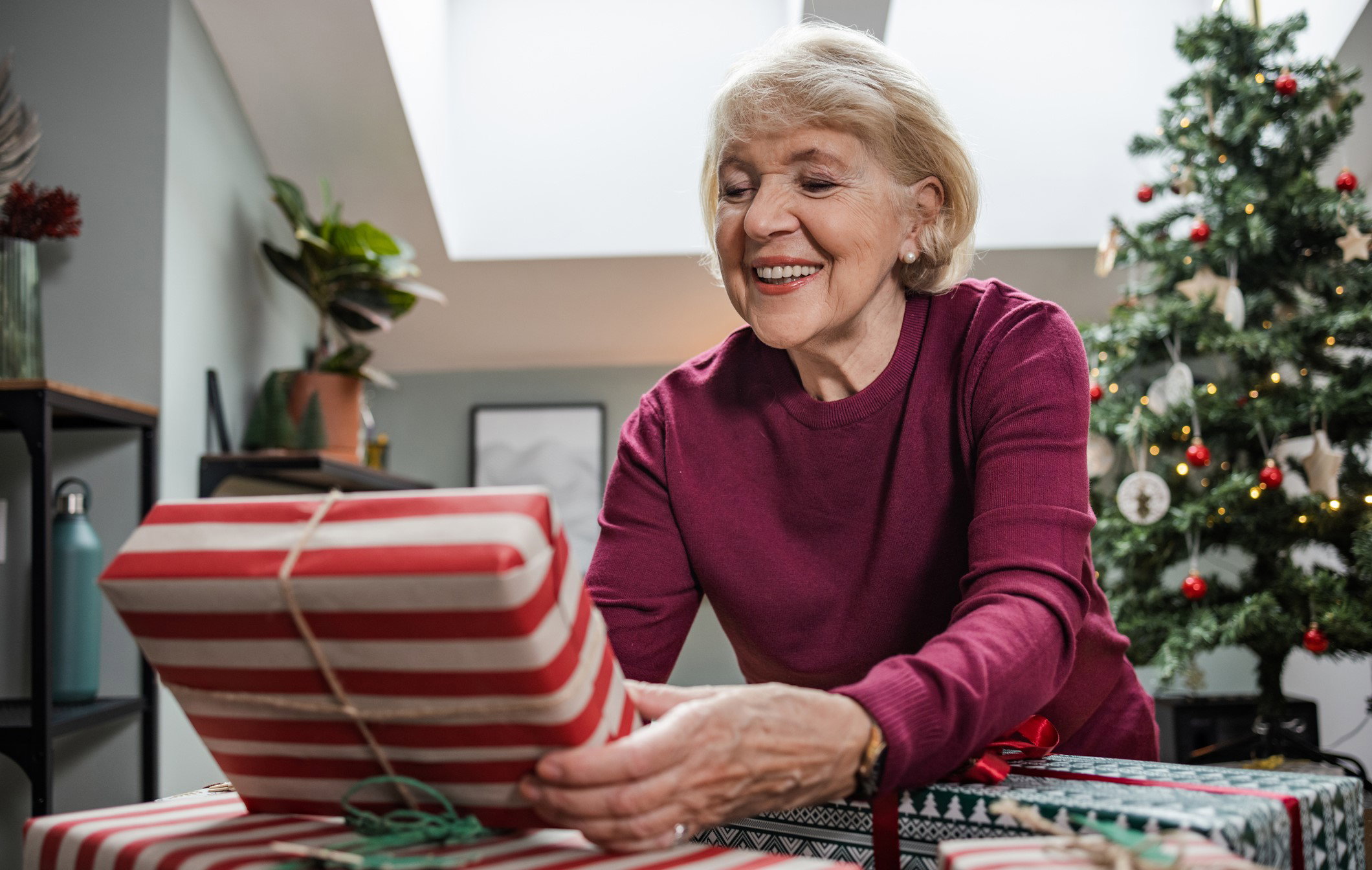 Pod żadnym pozorem nie pakuj tak prezentów. To może przynieść pecha na cały rok
