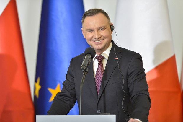 Matylda Damięcka napisała wiersz do Andrzeja Dudy: Jestem inna. Nie jestem człowiekiem?