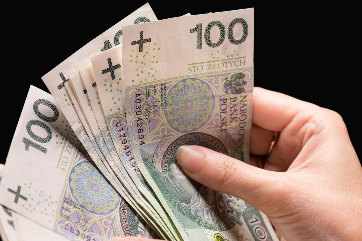 Przywołaj energię finansów, a będziesz pławić się w forsie. Wystarczą 2 składniki i patelnia