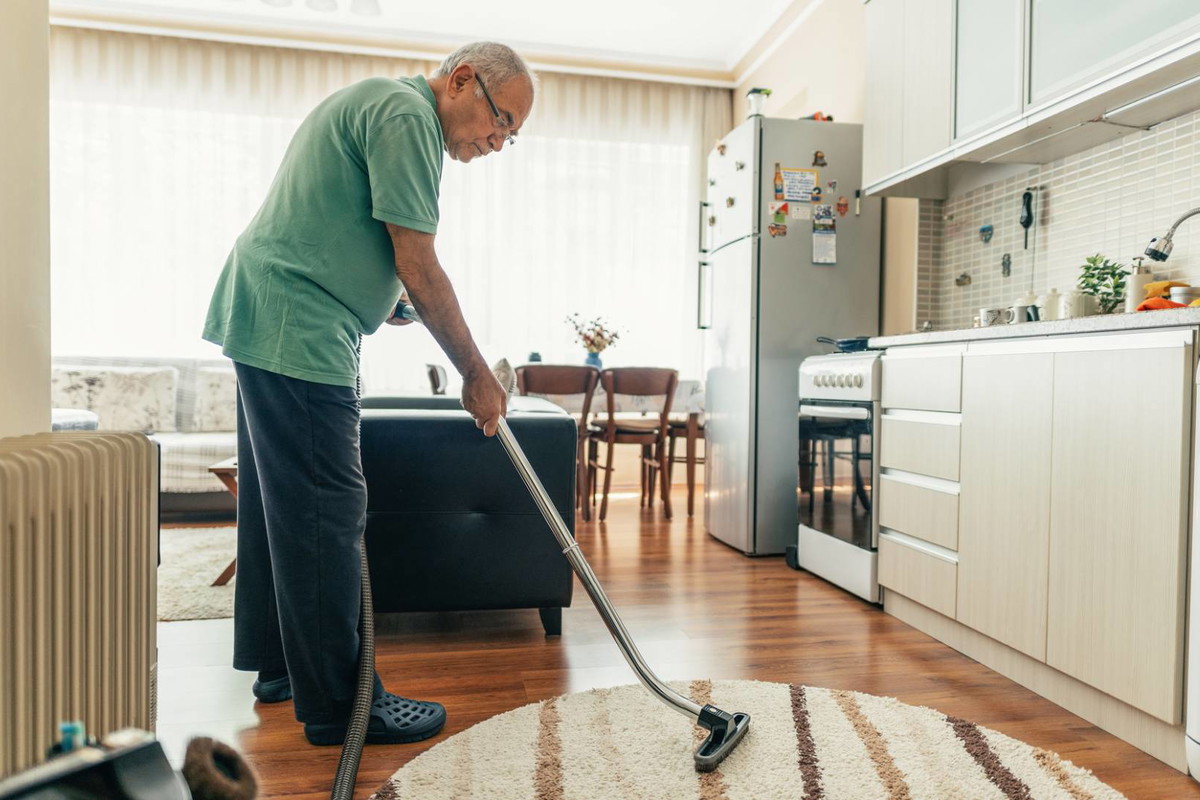 Osoby spod tych znaków zodiaku kochają porządek. Zamiast odpocząć wolą odkurzać