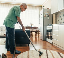 Osoby spod tych znaków zodiaku kochają porządek. Zamiast odpocząć wolą odkurzać
