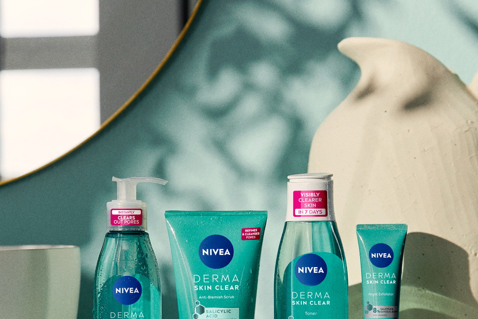 Kuracja NIVEA DERMA Skin Clear Pierwszy tak doskonały sposób na niedoskonałości