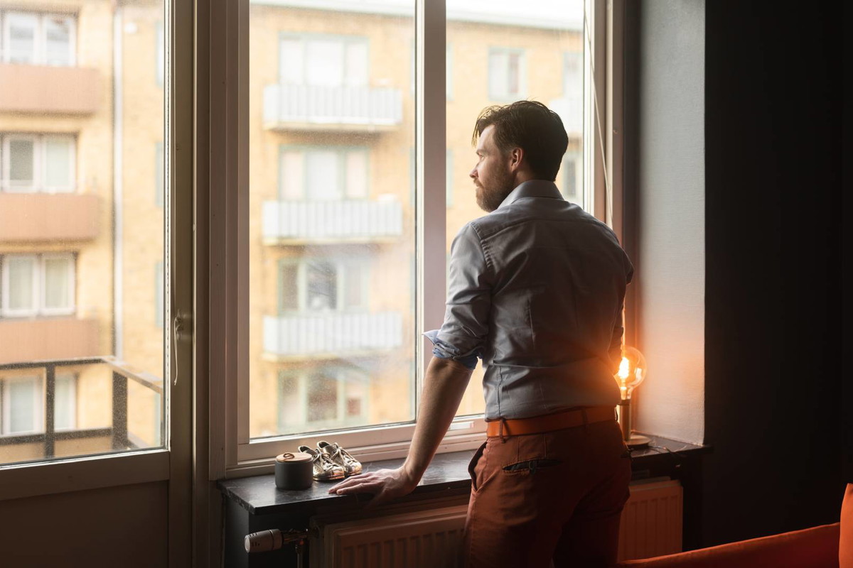 Mężczyźni o tych imionach boją się miłości. Jak nikt inny unikają związków na poważnie