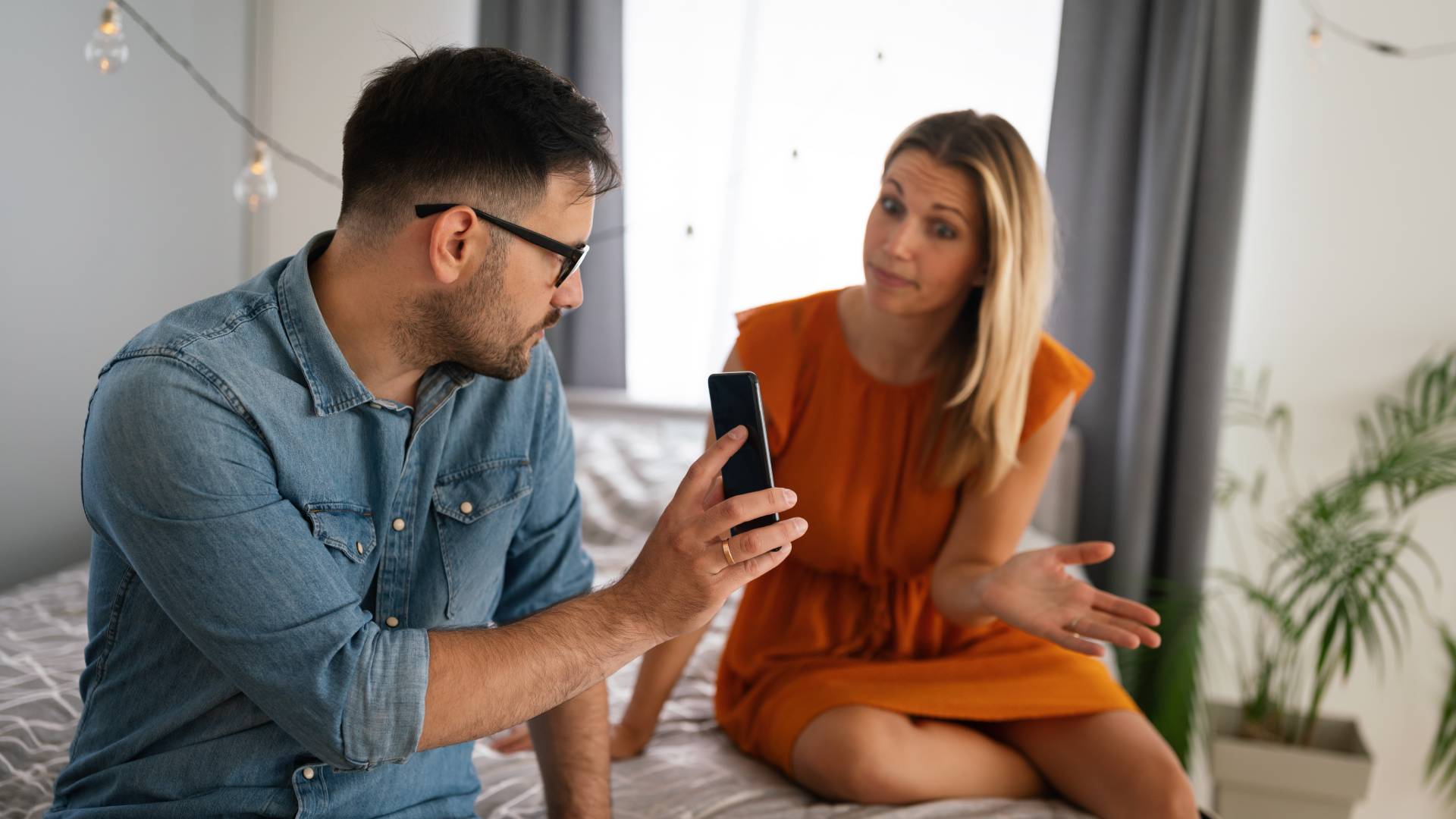 Kobiety o tych 7 imionach są podejrzliwe. Nikomu nie wierzą na słowo