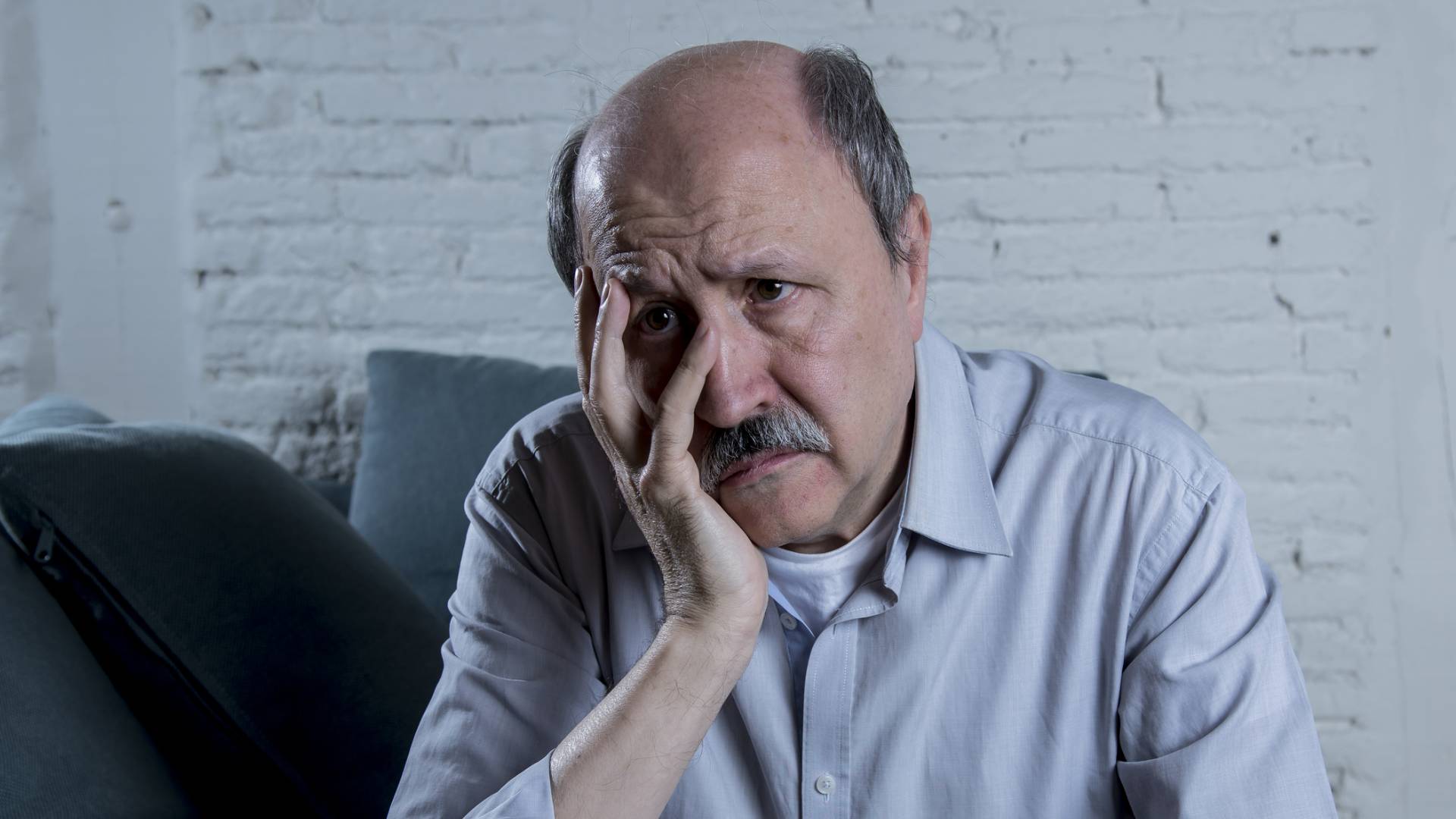 Faceci o tych 7 imionach robią z igły widły. Dla nich najmniejszy kłopot urasta do wielkiego dramatu