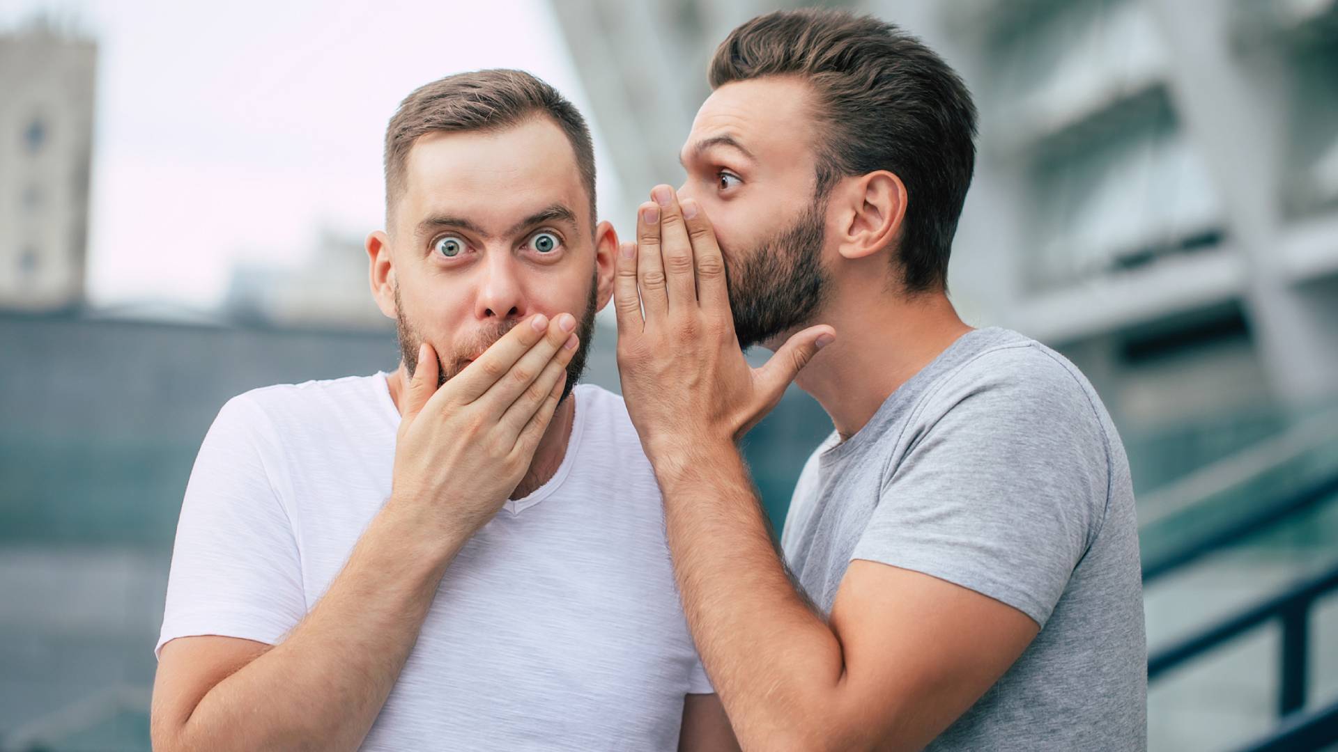 Wskazano 4 imiona mężczyzn, którzy wiedzą wszystko. Żadna plotka im nie umknie