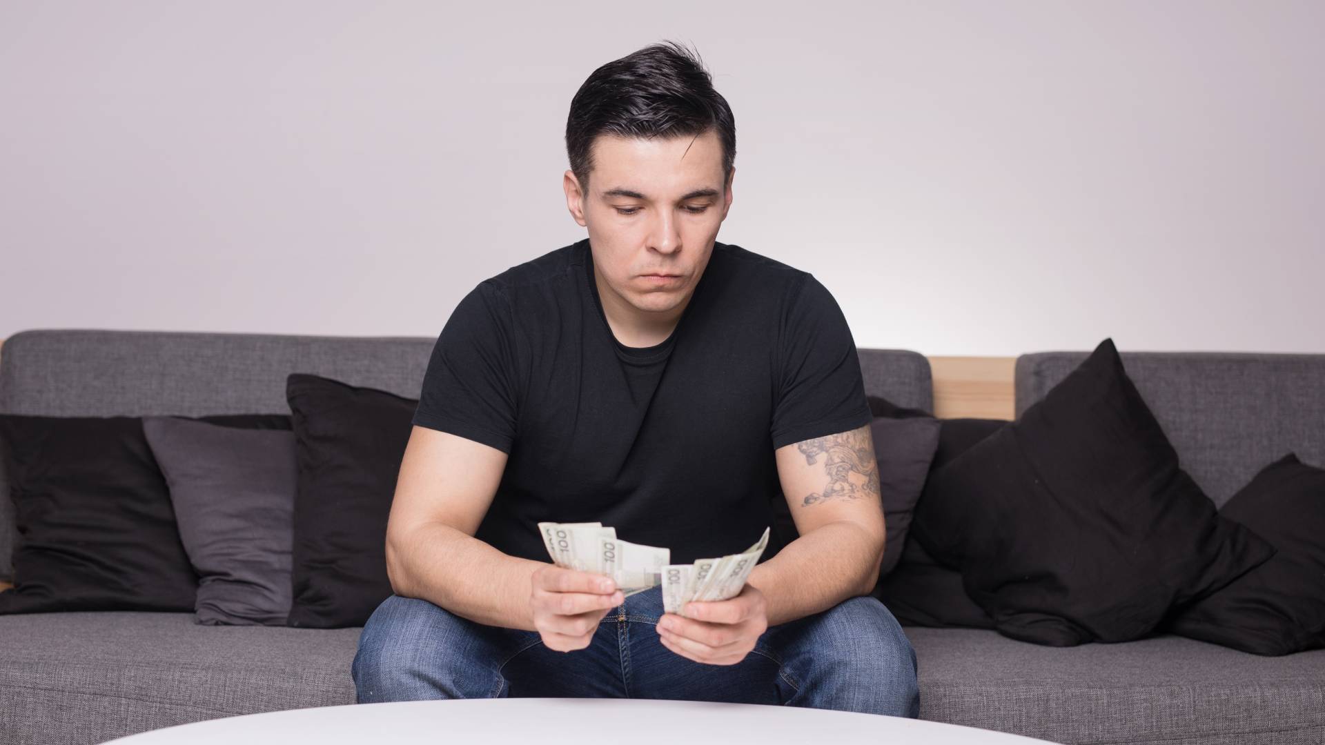 Jak brzmią imiona niezwykle pazernych facetów Aż 7 panów dużo bierze, a nic od siebie nie daje