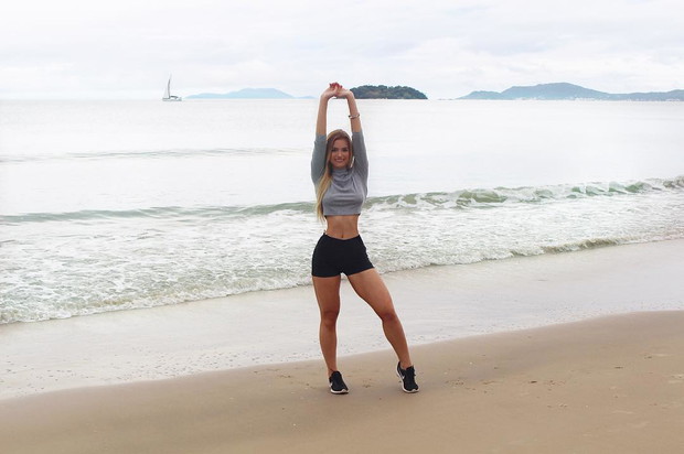 Hip dips na Instagramie