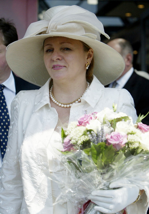 Żona Władimira Putina to chyba najbardziej strzeżona żona świata. Jaką tajemnicę skrywa Ludmiła Aleksandrowna?