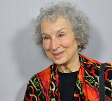 Margaret Atwood opowiada swoją historię w dokumencie "Słowo to siła". Jak dobrze znasz autorkę "Opowieści podręcznej"?