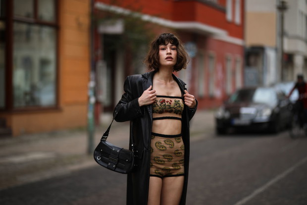 Peek a boo - zasady gry