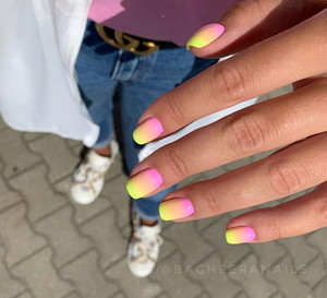 bagheeranails_school / instagram