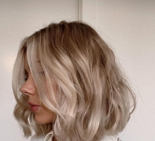 Fale na krótkich włosach