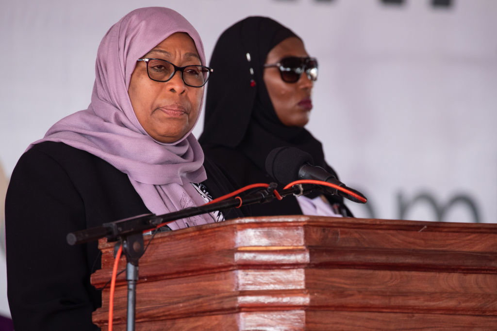 Prezydent Tanzanii nazwała zawodniczki z drużyny futbolowej „płaskimi deskami”. Piłkarki ostro zareagowały